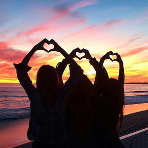 —Amigas para Sięmprę 🫂