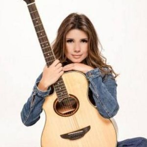 .AMIZADES ETERNAS. Paula Fernandes cantora